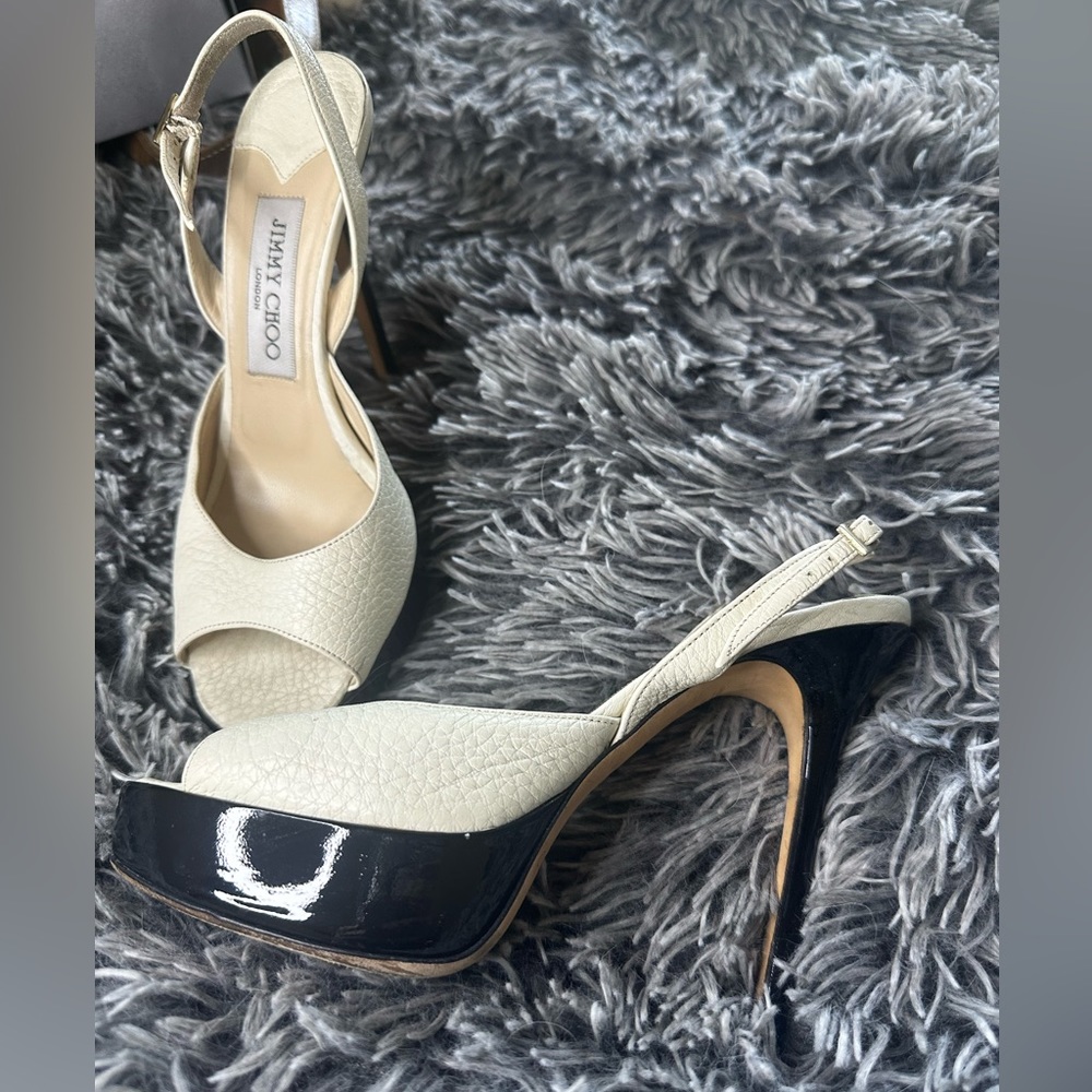 NWT Jimmy Choo peep toe slingback heels , Size 6